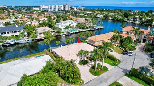 955 Gardenia Dr, Delray Beach FL  33483-4806 exterior