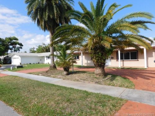 3770 55th Ave, Hollywood, FL 33021-2209