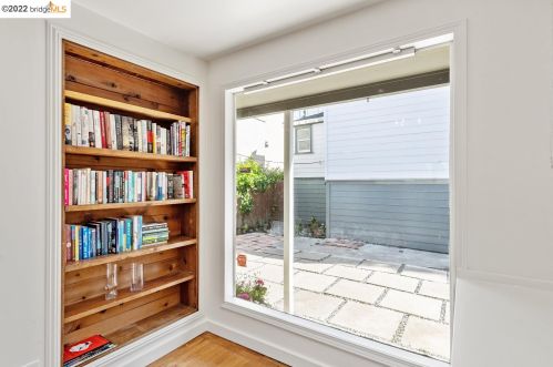 3012 Fulton St, Berkeley CA  94705-1805 exterior