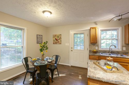 277 Black Cub Run Ln, Harpers Ferry WV  25425-6805 exterior
