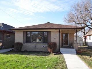 831 William St, Racine, WI 53402-4237