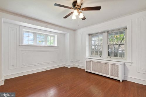 6903 Chew Ave, Philadelphia PA 19120-2211 exterior