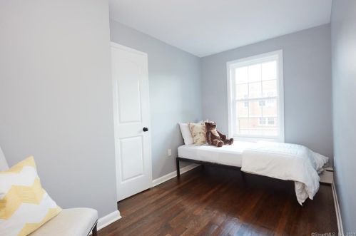 31 France St, Norwalk CT  06851-3817 exterior