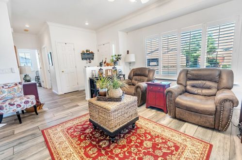 3010 La Vina Cir, Los Banos CA  93635-9497 exterior