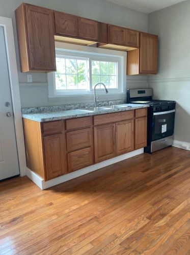 1136 Temple St, Washington Ch OH  43160-1665 exterior