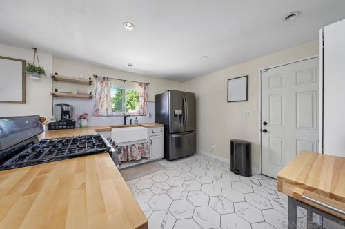 540 24 St, National City CA  91950-7007 exterior