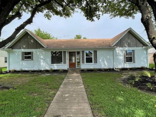 2704 Forest Grove Dr, Richardson, TX 75080-1854