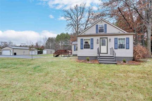 834 Brazeau Ave, Pensaukee WI  54153-1946 exterior