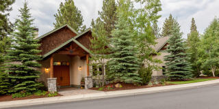 60930 Grand Targhee Dr, Bend, OR 97702-8113