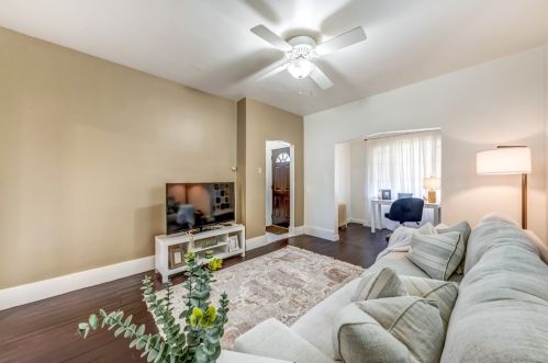 1027 Bernadine Ave, Ambridge PA  15003-1622 exterior