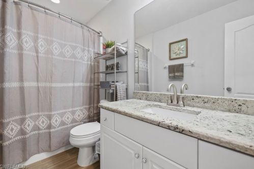 2903 20th Ave, Cape Coral FL  33904-4075 exterior