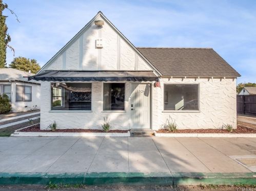 1524 Van Ness Ave, Fresno, CA 93721-1213