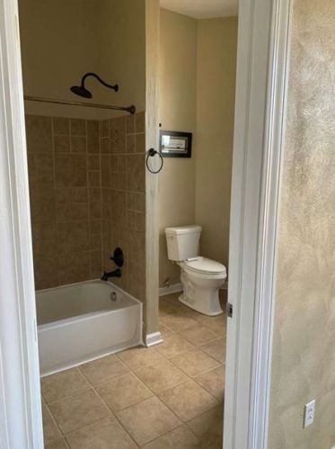 153 Blackhawk St, Pittsburgh PA  15218-2321 exterior