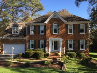 9182 Ivy Banks Dr, Mechanicsville, VA 23116-5167