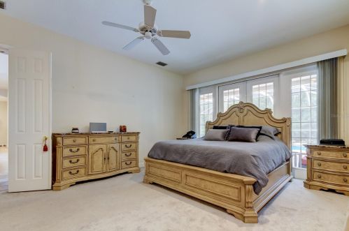 3874 Crescent Cove Pl, Tarpon Springs FL  34688-7708 exterior