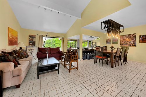 918 Foxpointe Cir, Delray Beach, FL 33445-4314