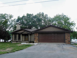 1136 Hileah Dr, Crossville, TN 38572-6121