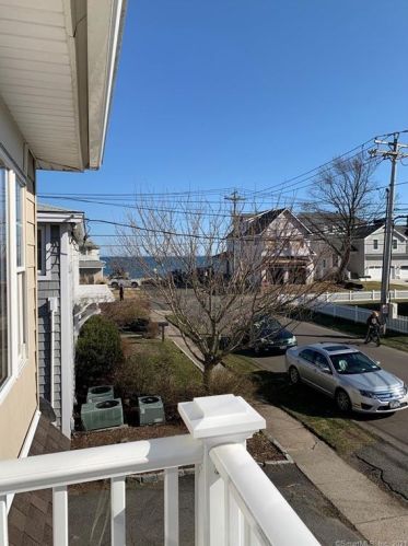 9 Grant St, Milford CT 06460-5311 exterior