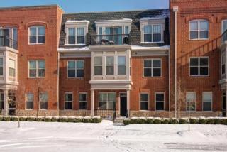 954 Perry St, Columbus, OH 43215-1181