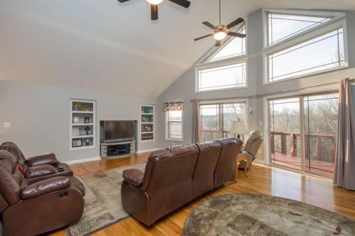 112 Fox Ridge Dr, Lancaster, KY 40444-7405