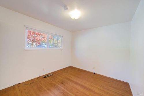 2415 Tamarisk Dr, Santa Rosa CA  95405-8435 exterior