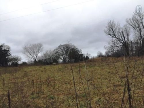 711 Rock Station Rd, Bone Cave, TN 38581-3761