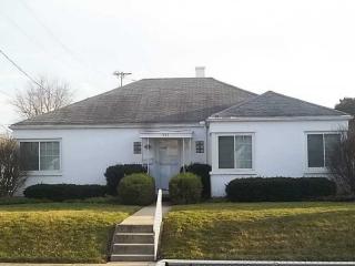 933 Maple St, Piqua, OH 45356-1637