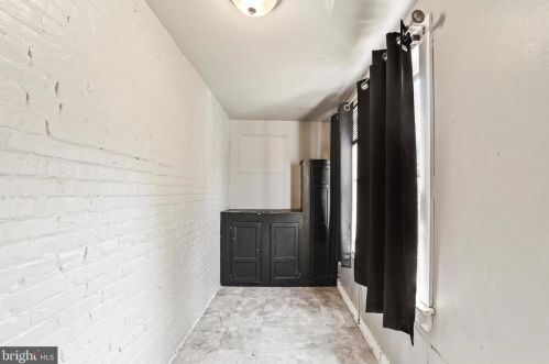 33 Mcclellan Ave, Trenton NJ 08610-6050 exterior