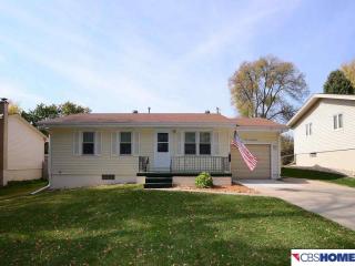 4918 93rd St, Omaha, NE 68134-2711