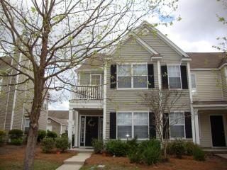 415 Lake Park Way, Bluffton SC  29909-6080 exterior