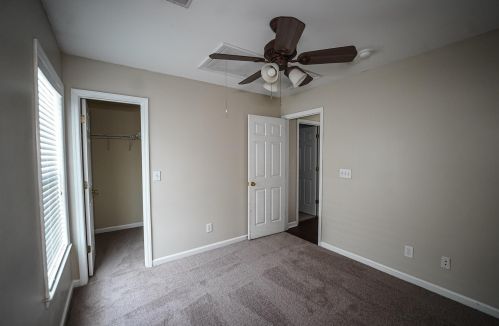 216 Sparkleberry Ln, Ladson, SC 29456-3856