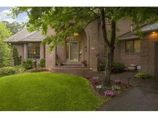 5416 River Bluff Dr, Minneapolis, MN 55437-3609