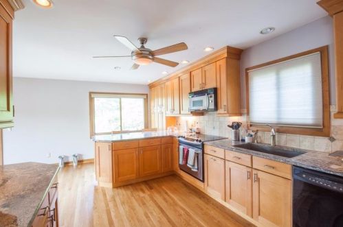 7228 Camargowoods Dr, Cincinnati OH  45243-2208 exterior