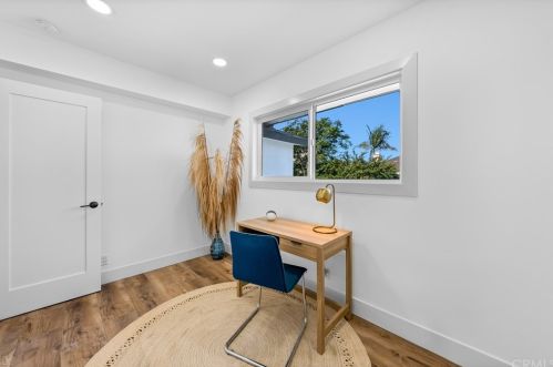 1504 Mackay Ln, Redondo Beach CA  90278-4417 exterior