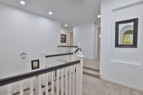 5391 Evening Sky Dr, Simi Valley CA  93063-5744 exterior