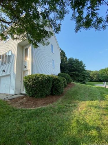 40 Eastbrook Hts, North Windham, CT 06250-1653