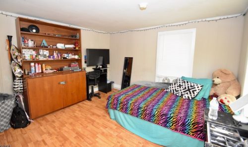 4 Clove Ave, Wantage NJ  07461-1902 exterior