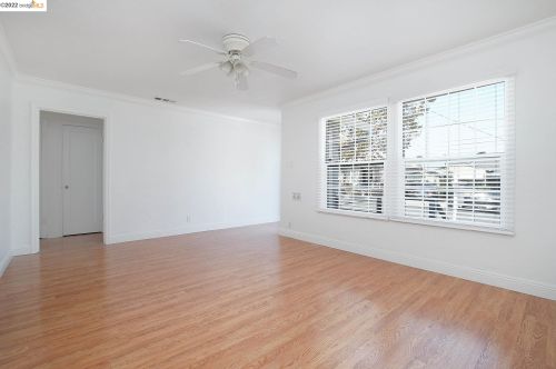 49 Manville Ave, West Pittsburg CA  94565-5843 exterior