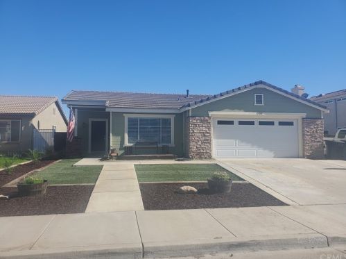 29042 Rolando St, Lake Elsinore, CA 92530-1727