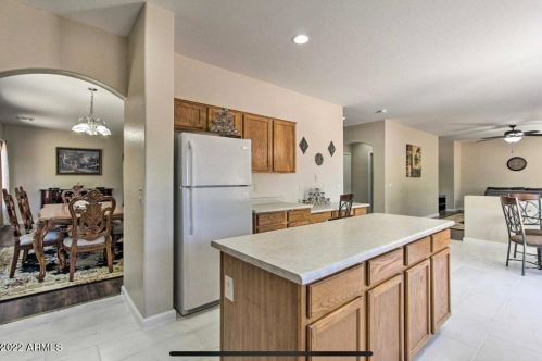 5399 Kaler Cir, Glendale, AZ 85301-8641