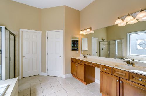 2108 Wyndham Way, Hamilton KY  41091-7304 exterior