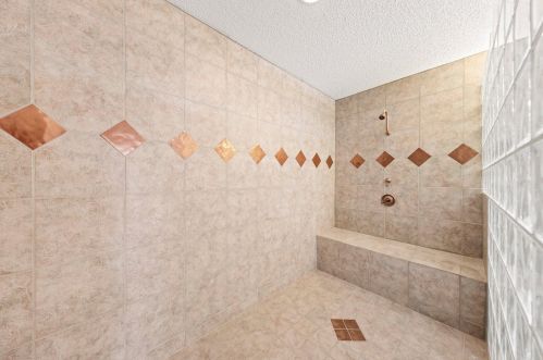 37 Walnut Ave, Shalimar FL  32579-1121 exterior