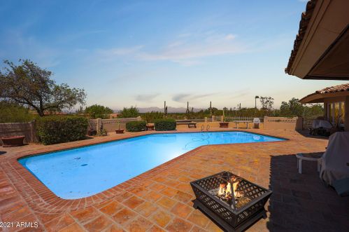 6220 Cholla Dr, Scottsdale AZ 85253-3170 exterior