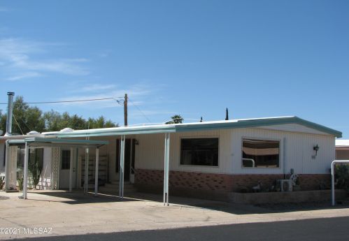 5561 Flying Circle St, Tucson, AZ 85713-4341