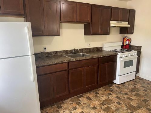 79 West St, Easton PA  18042-3556 exterior