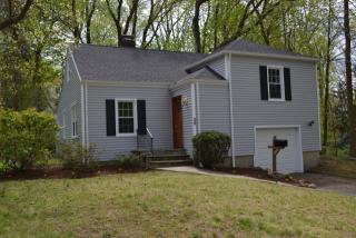 28 Wood Ridge Dr, Stamford, CT 06905-2618