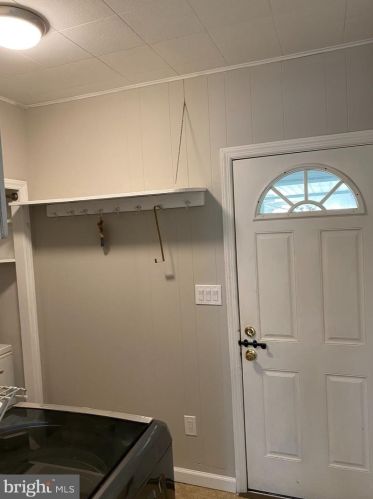 12 Colonial Dr, Norristown PA  19401-1803 exterior