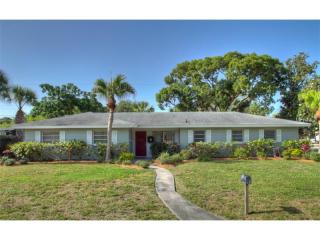 3102 Bougainvillea St, Sarasota FL  34239-5603 exterior