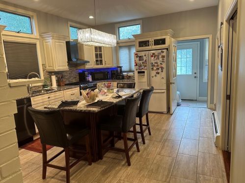 2449 Centre St, Boston MA  02132-5605 exterior