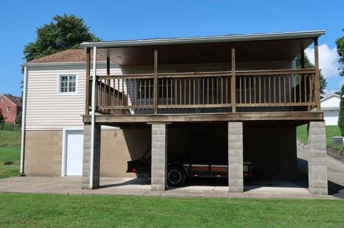 418 7th Street Ext, New Kensington, PA 15068-5128